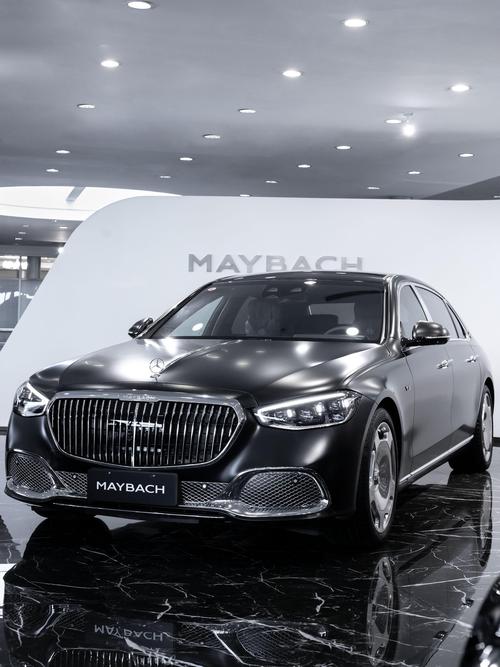 深圳46岚图汽车的售后服务让用户无忧出行，迈巴赫未来的豪华车趋势